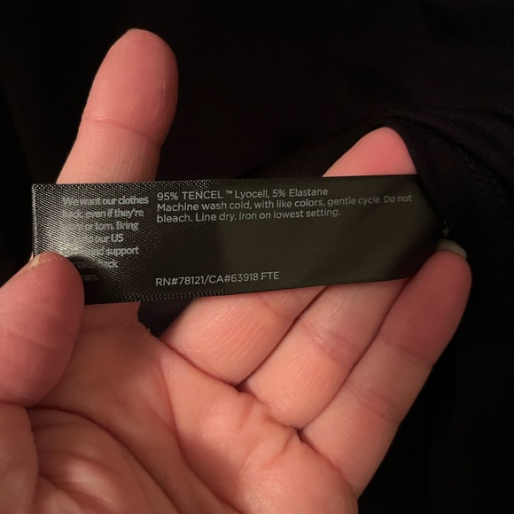 NWT Eileen Fisher Fine Jersey Scrunch Neck Top Tencel Blend Size Medium - Picture 4 of 7